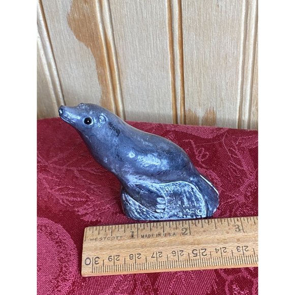 The Wolf Sculptures A Wolf Original Seal Sea Lion Figurine Soapstone Carving - Picture 7 of 8